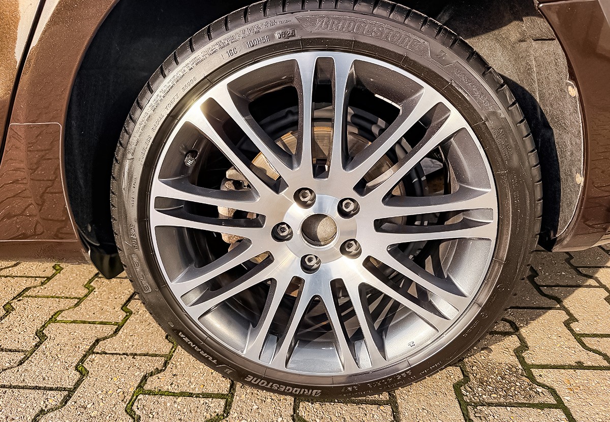 Skoda Superb 1.8 TSI Ambition 1.Hand SHZ AHK Xenon