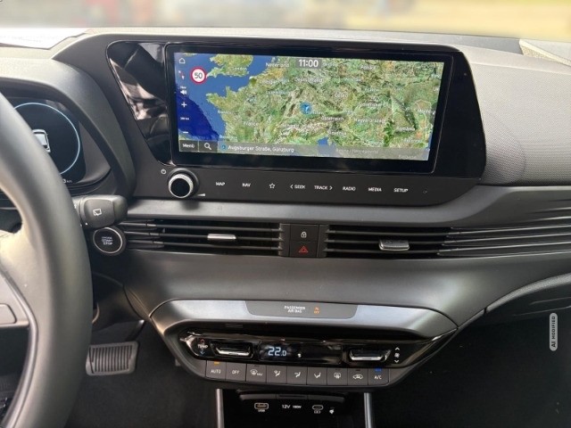Hyundai i20 FL (MY25) 1.0 T-GDI (100 PS) 7-DCT Prime Navi Digitales Cockpit Soundsystem 