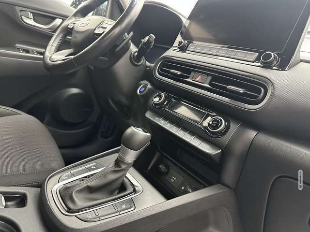Hyundai KONA Trend Hybrid 2WD 