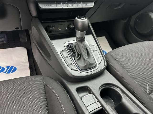 Hyundai KONA Trend Hybrid 2WD 