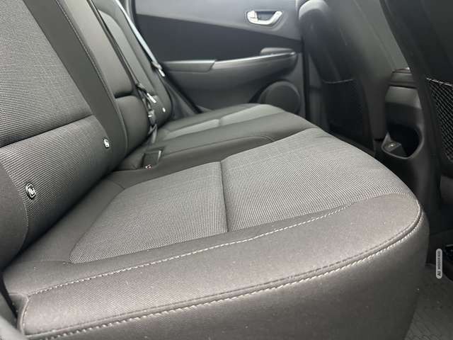 Hyundai KONA Trend Hybrid 2WD 