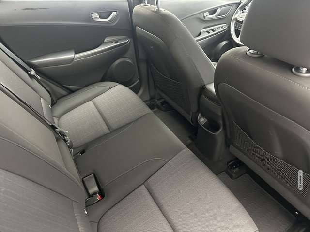Hyundai KONA Trend Hybrid 2WD 
