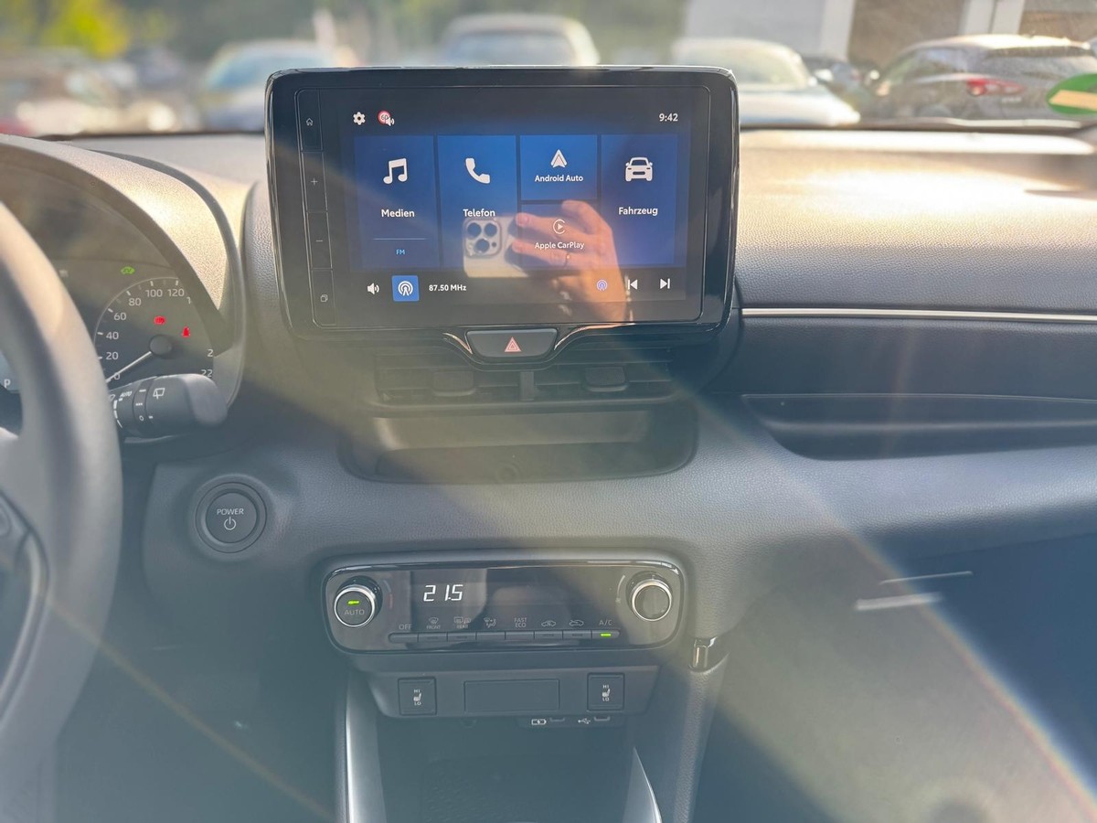 Mazda 2 Hybrid 116PS - Abstandstempomat, Carplay, Kamera, Sitzheiz