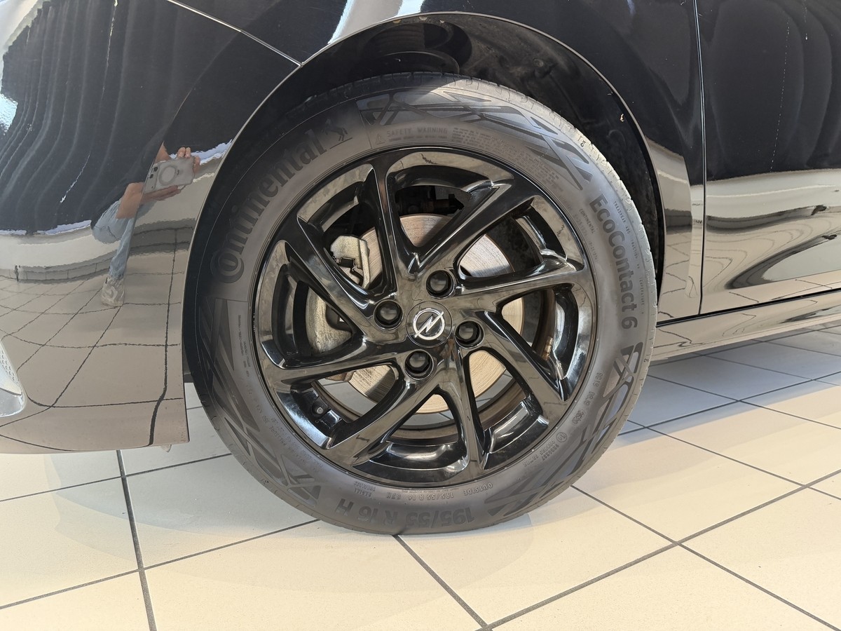 Opel Corsa F 1.2 Edition 
