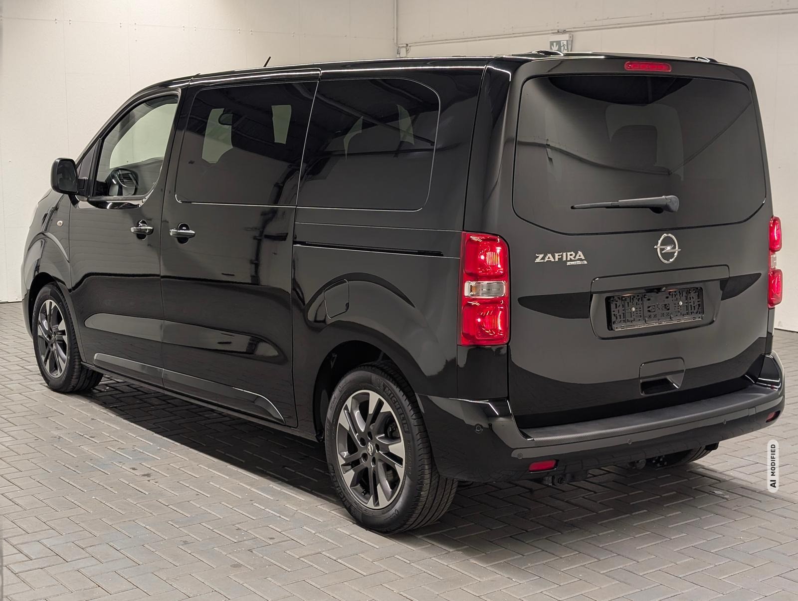 Opel Zafira Life Tourer M Elegance Nav/Sthzg/HUD/AHK