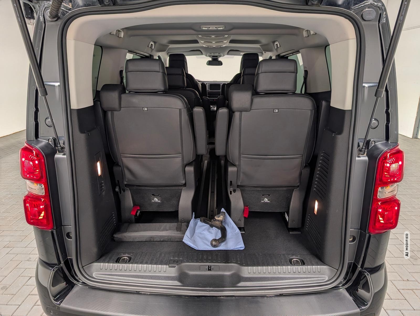 Opel Zafira Life Tourer M Elegance Nav/Sthzg/HUD/AHK