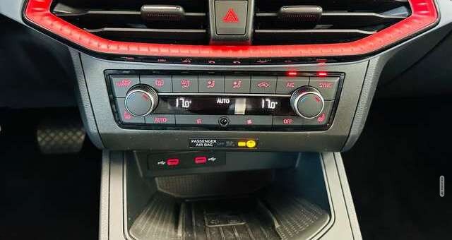 Seat Ibiza FR 1.0 TSI DSG SHZG KAM PDC vo+hi LED ACC