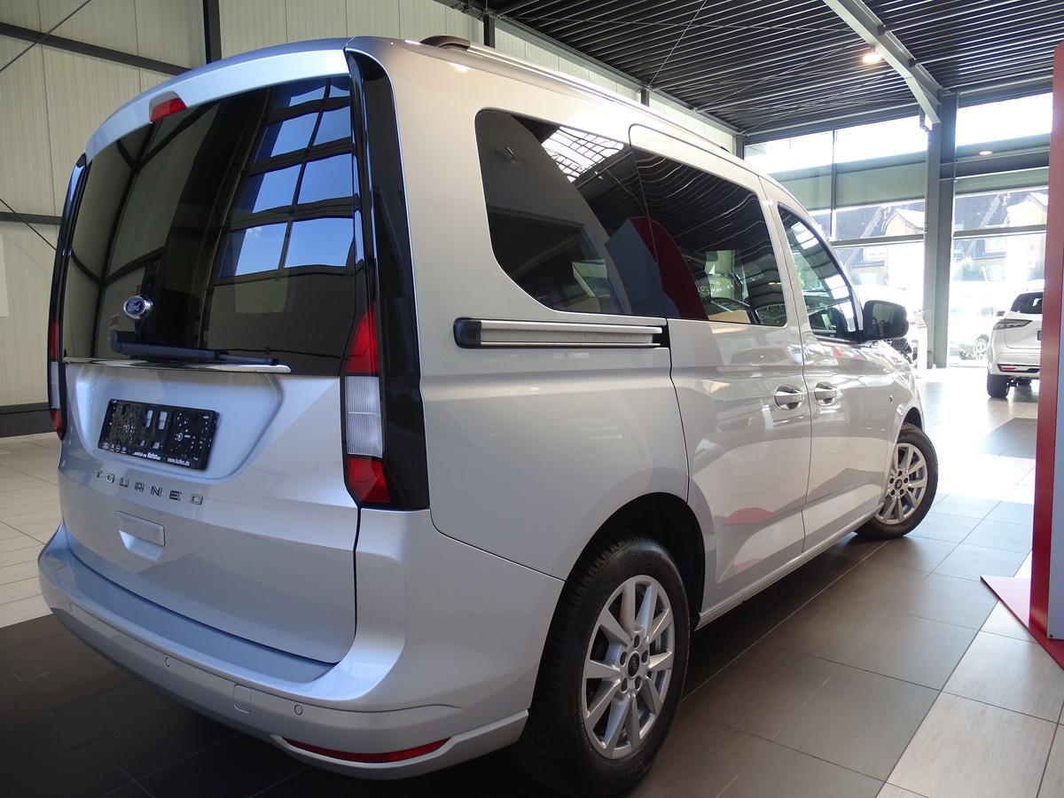 Ford Tourneo Connect 2.0 EcoBlue L1 Titanium 