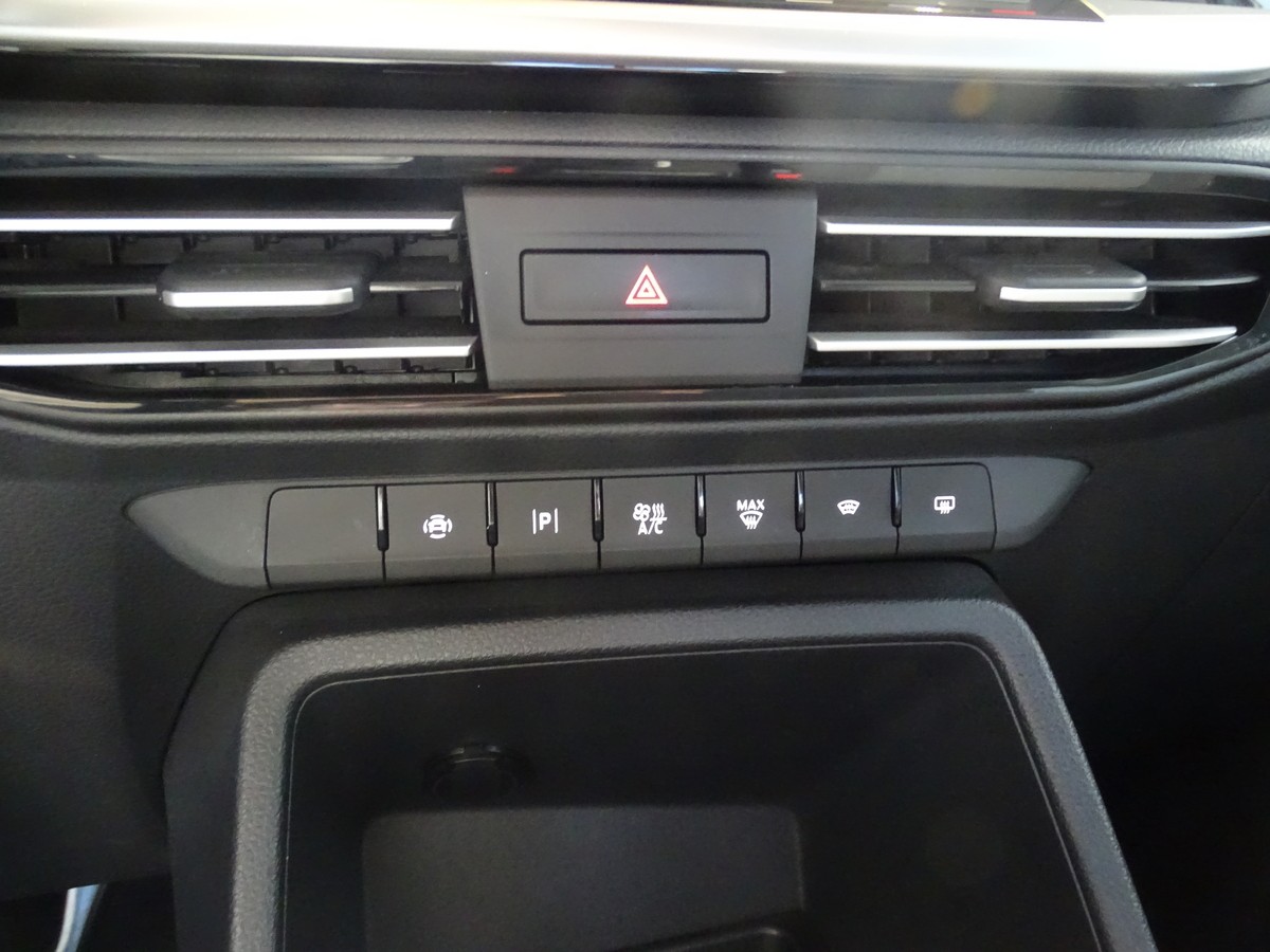 Ford Tourneo Connect 2.0 EcoBlue L1 Titanium 