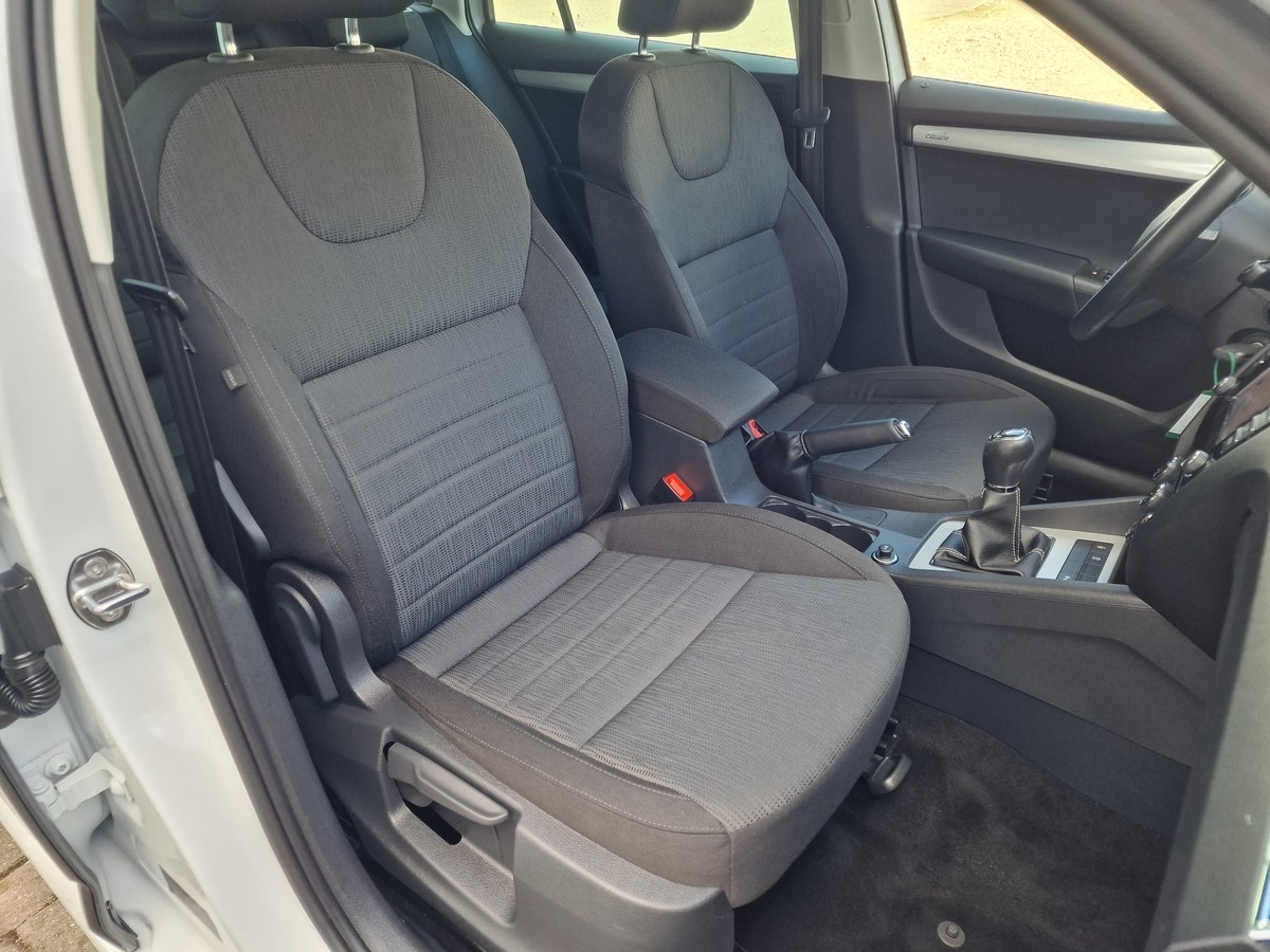 Skoda Octavia  TSI Edition*Navi*Xenon*Tempomat*17 Zoll