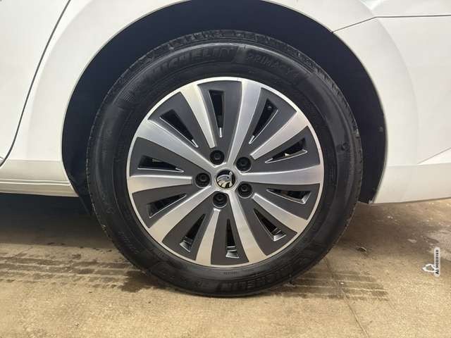 Skoda Superb 1.5 TSI Style MATRIX NAVI VIRTUAL KAMERA
