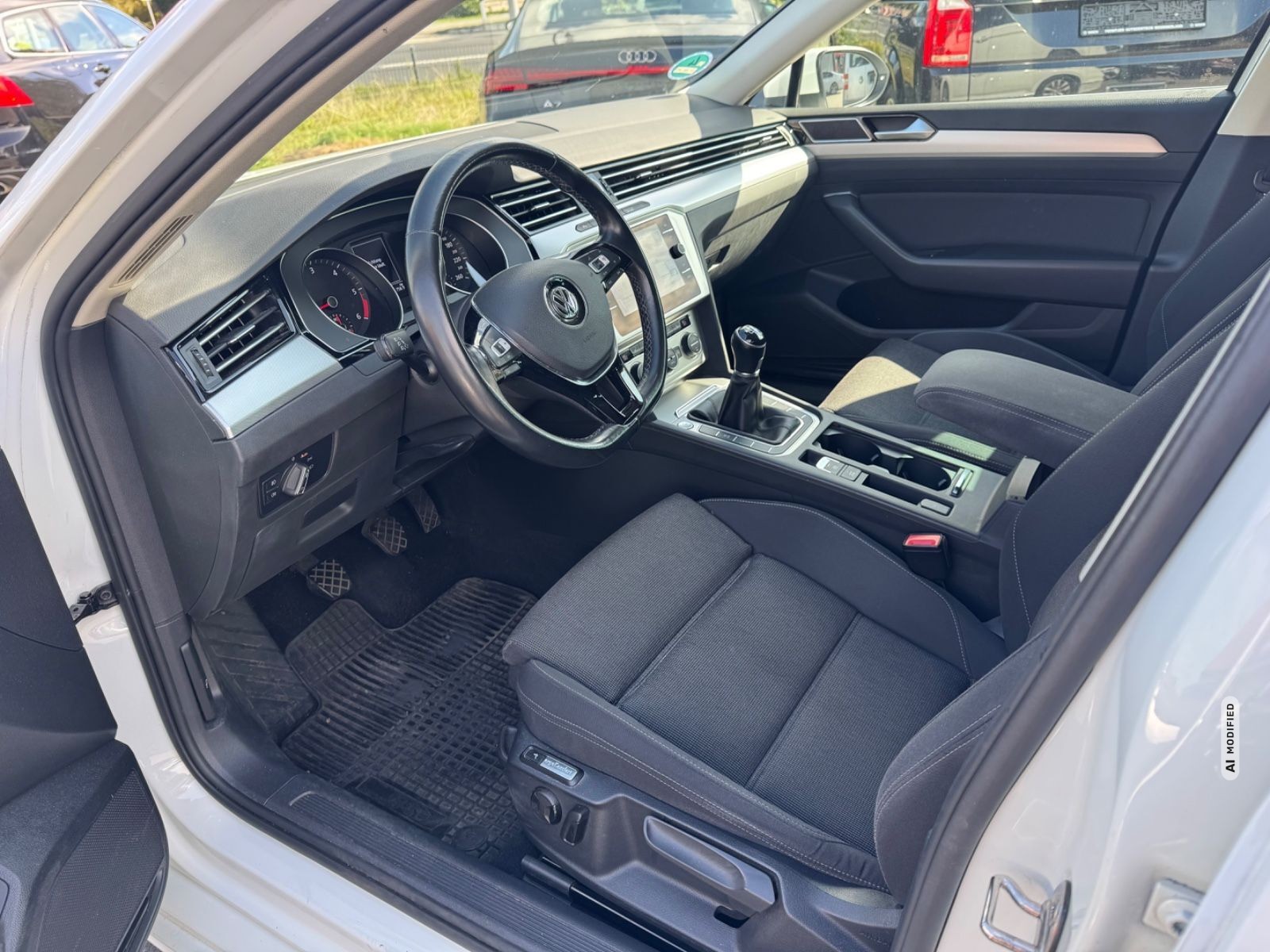 Volkswagen Passat Variant PassatVariant R-Line ACC MFL Navi Kamera AHK TOP