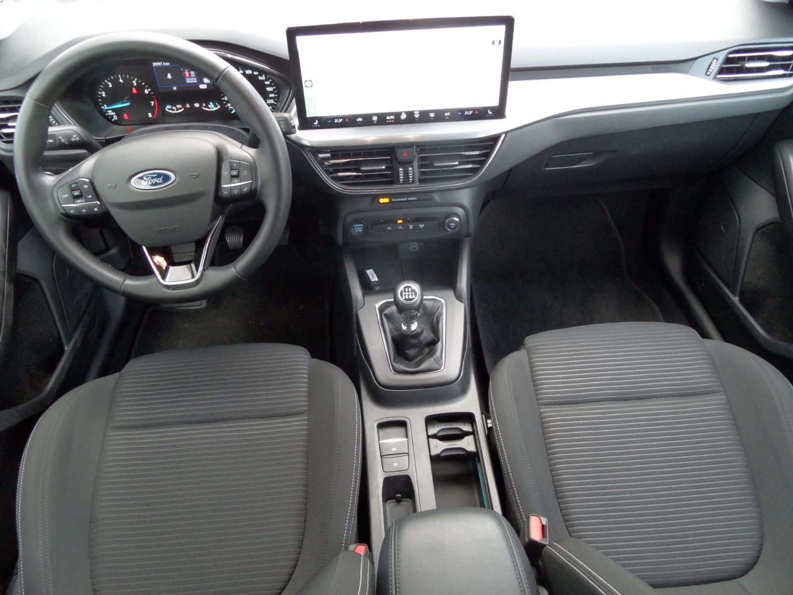 Ford Focus 1,0 Turnier Titanium+Navi+Sitzhzg.