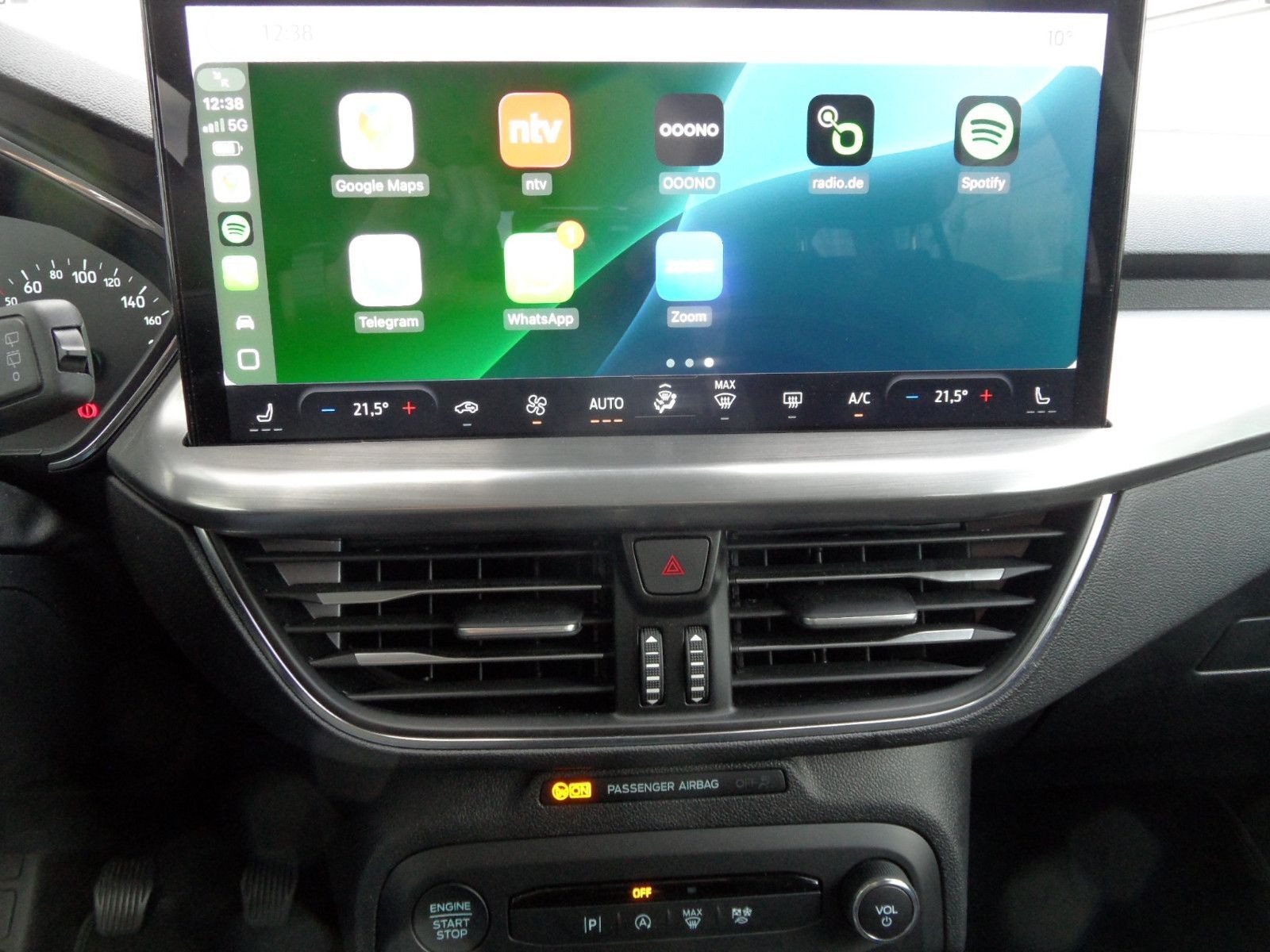 Ford Focus 1,0 Turnier Titanium+Navi+Sitzhzg.