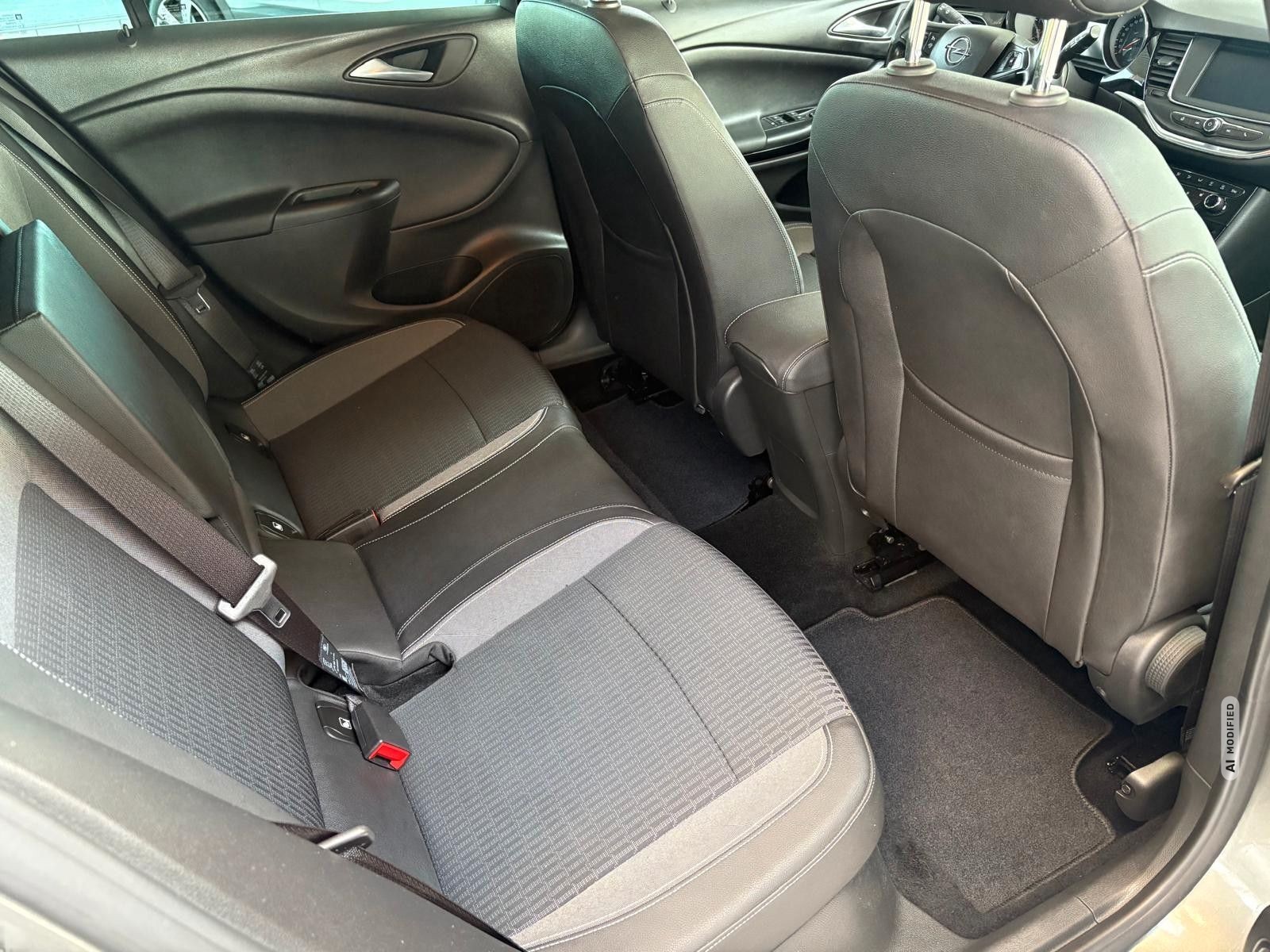 Opel Astra K Sports Tourer Elegance 1.2 96KW (130 PS)
