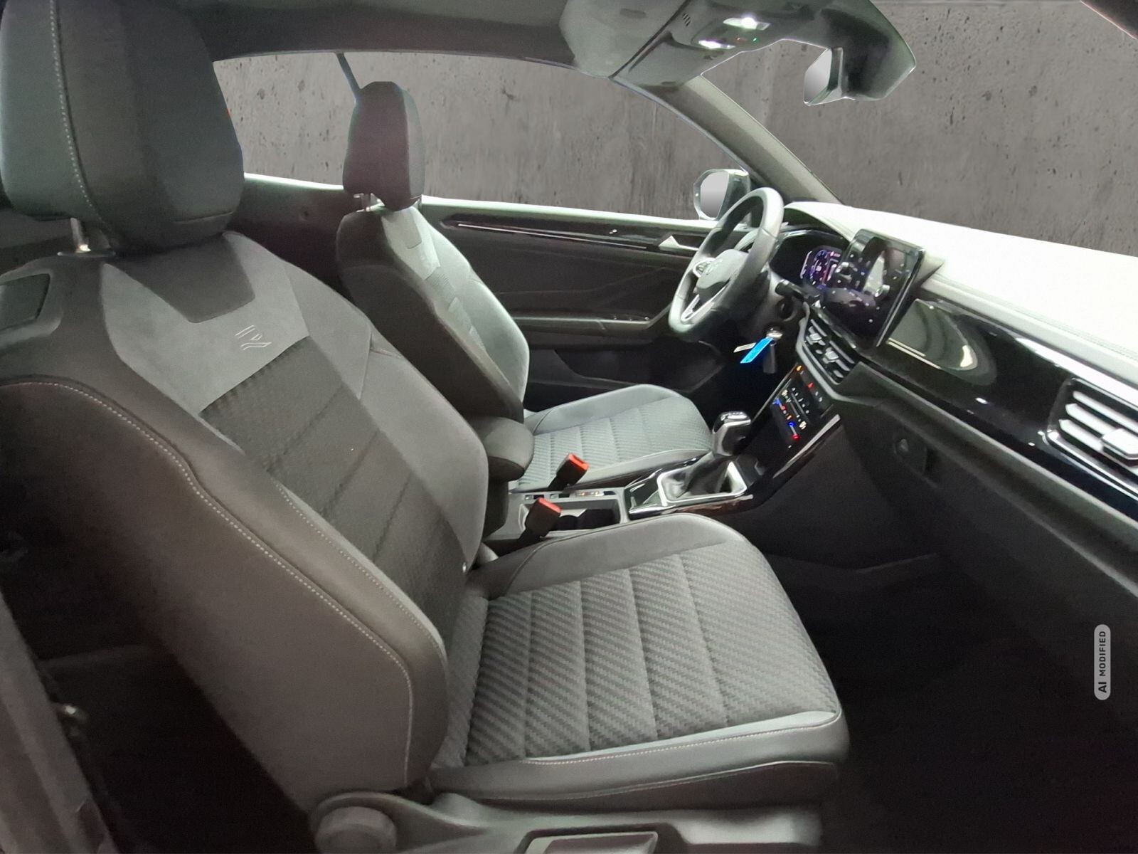 Volkswagen T-Roc R-Line 1.5 TSI OPF 7-Gang DSG
