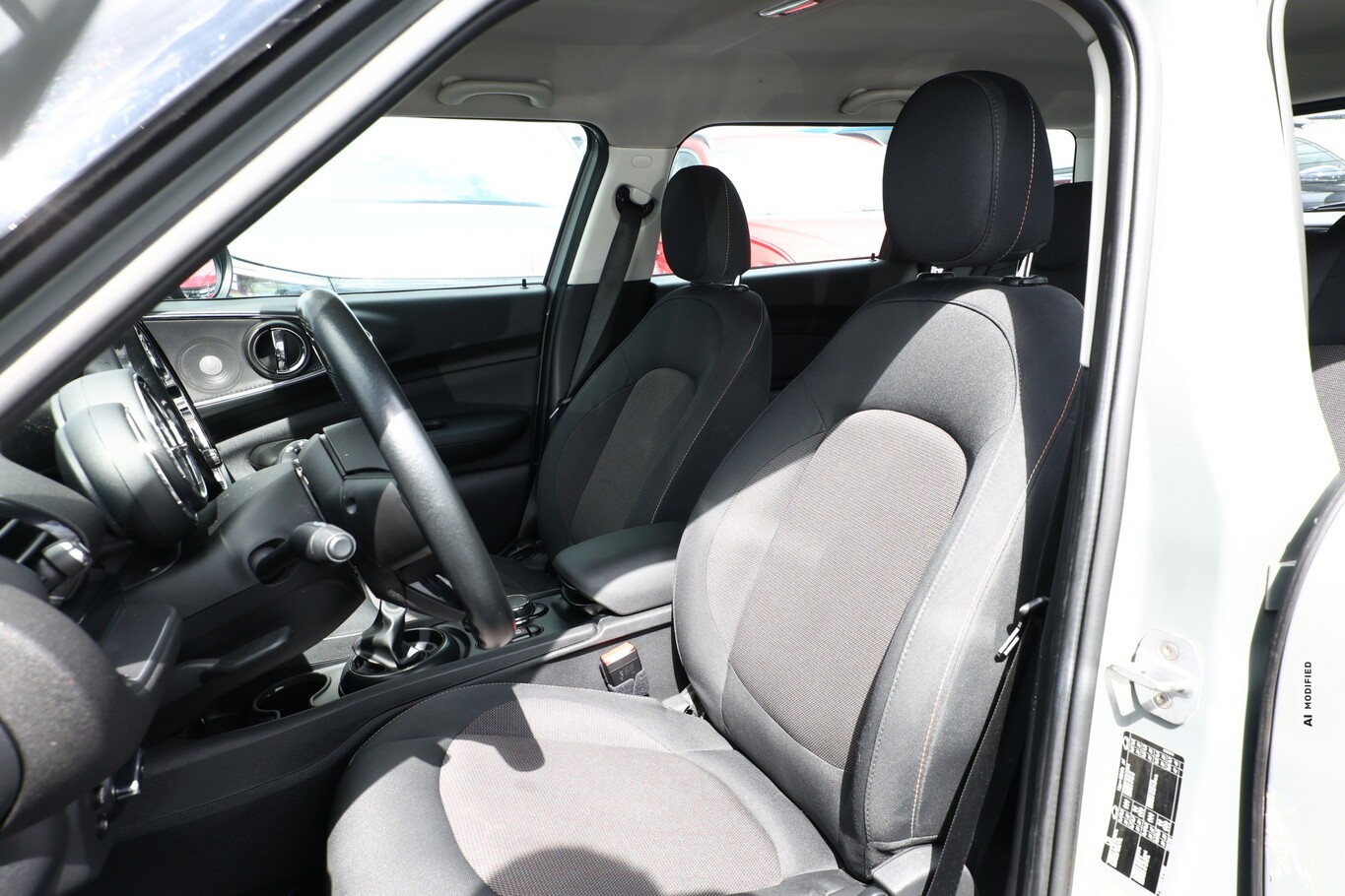 MINI ONE Clubman  102 Nav PDC SHZ KeyLess Harman 17Z