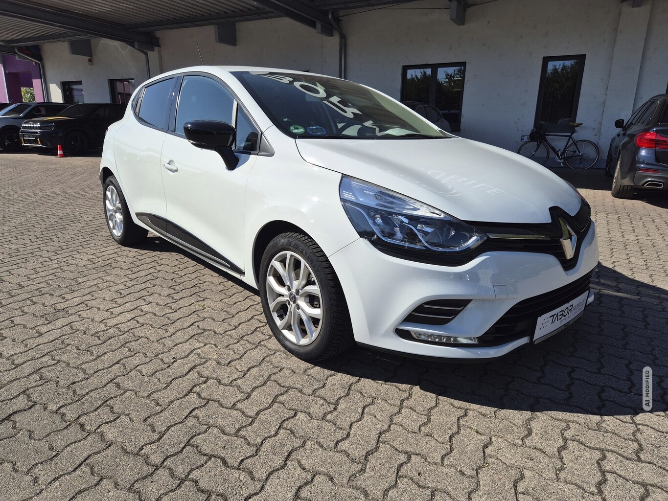 Renault Clio IV 0.9 TCe 75 Collection Nav KeyL LM16Z PDC