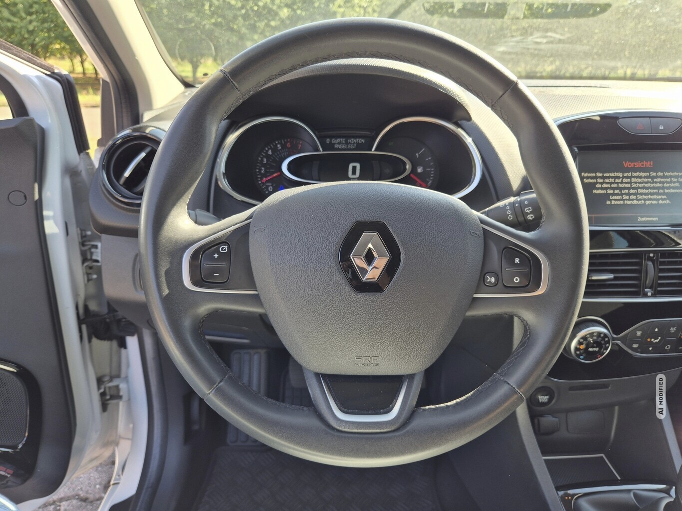 Renault Clio IV 0.9 TCe 75 Collection Nav KeyL LM16Z PDC