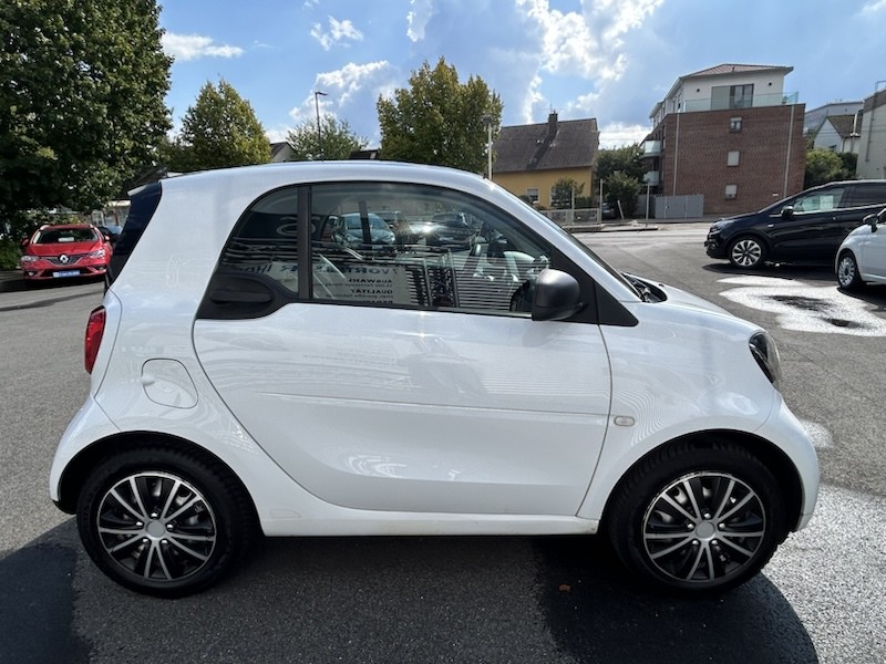 Smart ForTwo COUPE TWINAMIC  KLIMA*PANORAMAD*LEDER*SHZG*NAVI