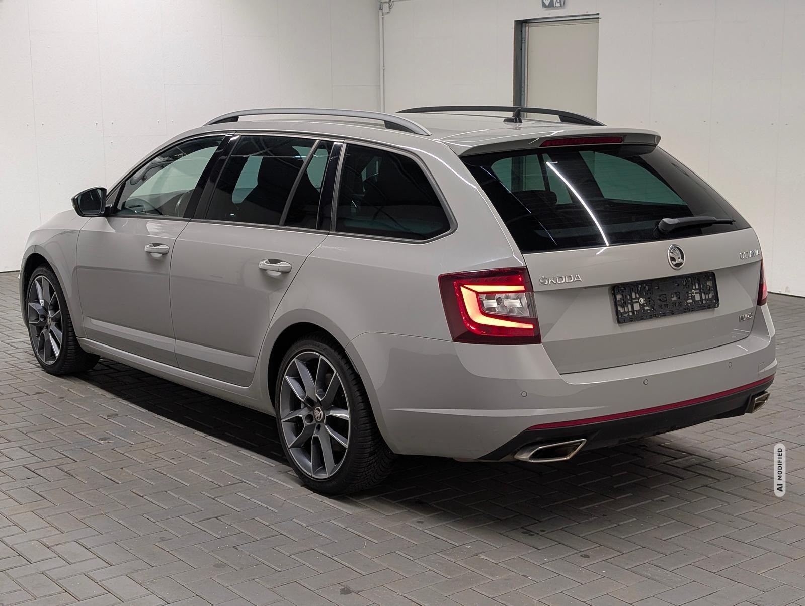 Skoda Octavia Combi RS LED/Navi/DAB/AHK/SHZ/PDC/18-LM