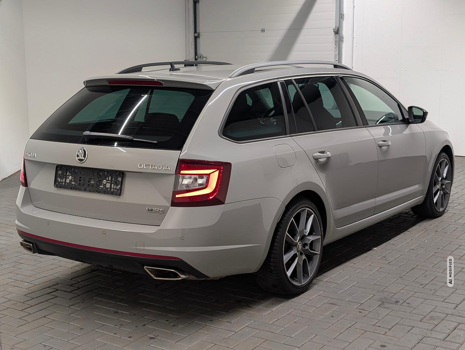 Skoda Octavia Combi RS LED/Navi/DAB/AHK/SHZ/PDC/18-LM