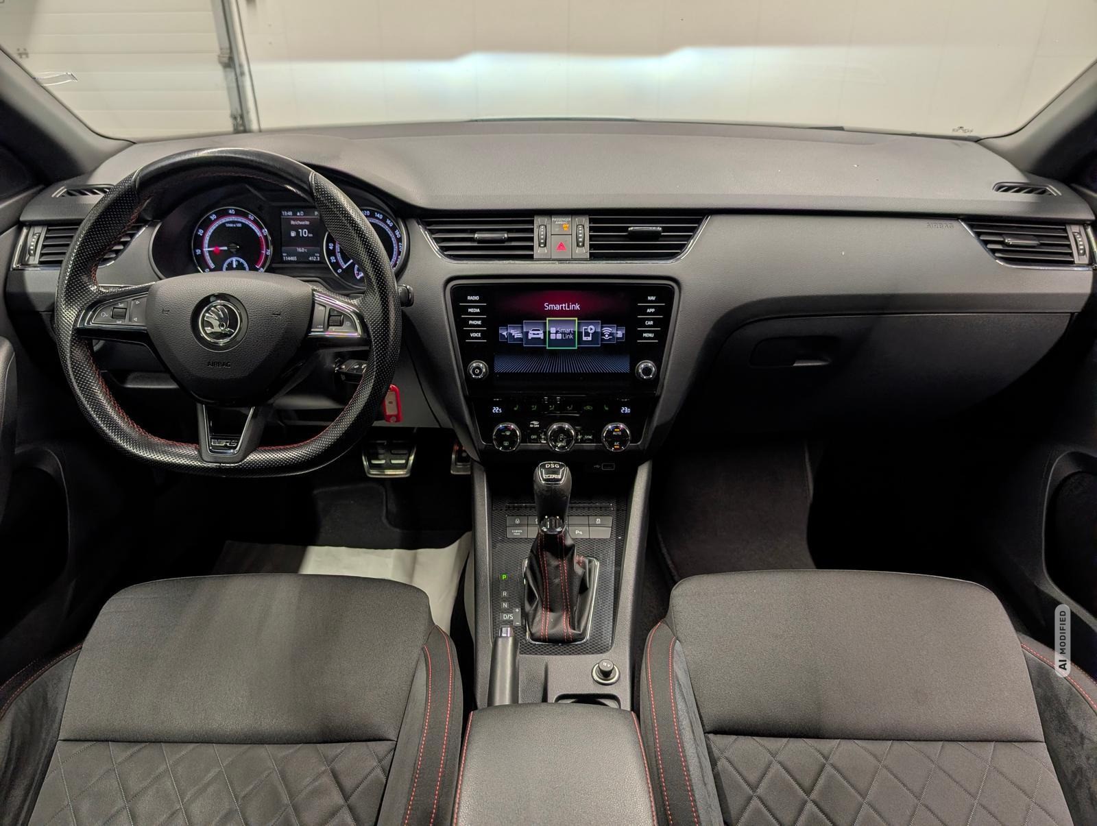 Skoda Octavia Combi RS LED/Navi/DAB/AHK/SHZ/PDC/18-LM
