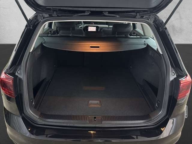 Volkswagen Passat 2.0TDI Business MATRIX KAMERA IQ.NAVI ACC