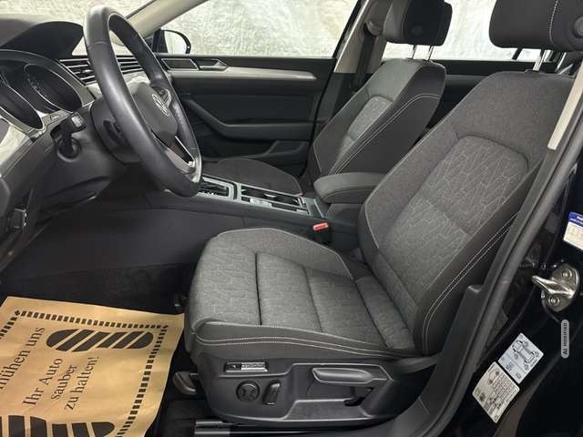 Volkswagen Passat 2.0TDI Business MATRIX KAMERA IQ.NAVI ACC