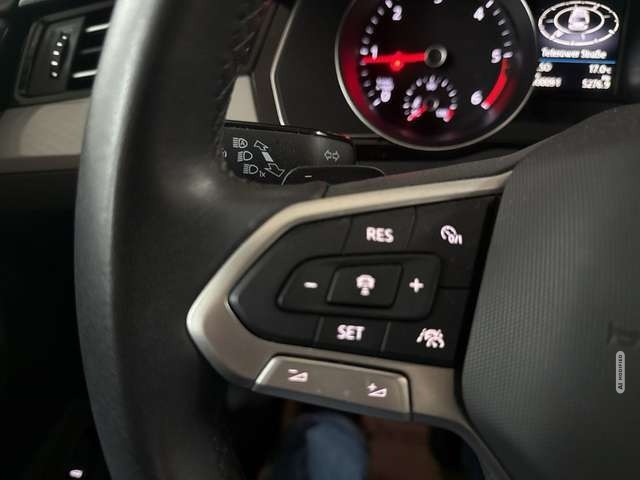 Volkswagen Passat 2.0TDI Business MATRIX KAMERA IQ.NAVI ACC