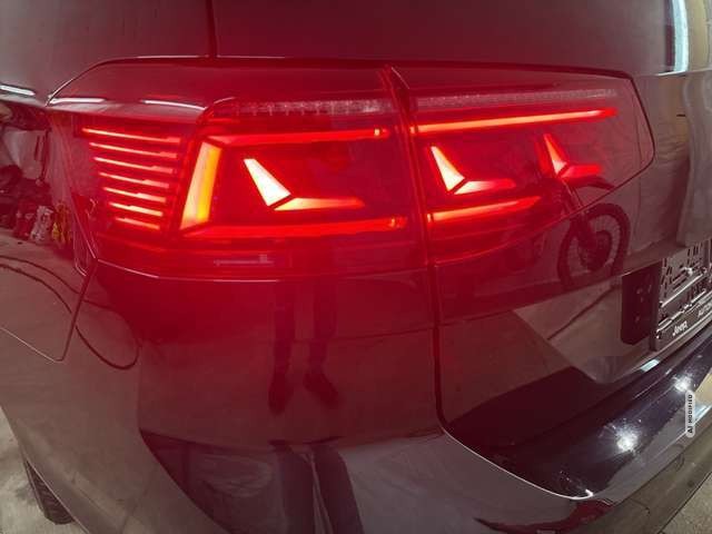 Volkswagen Passat 2.0TDI Business MATRIX KAMERA IQ.NAVI ACC