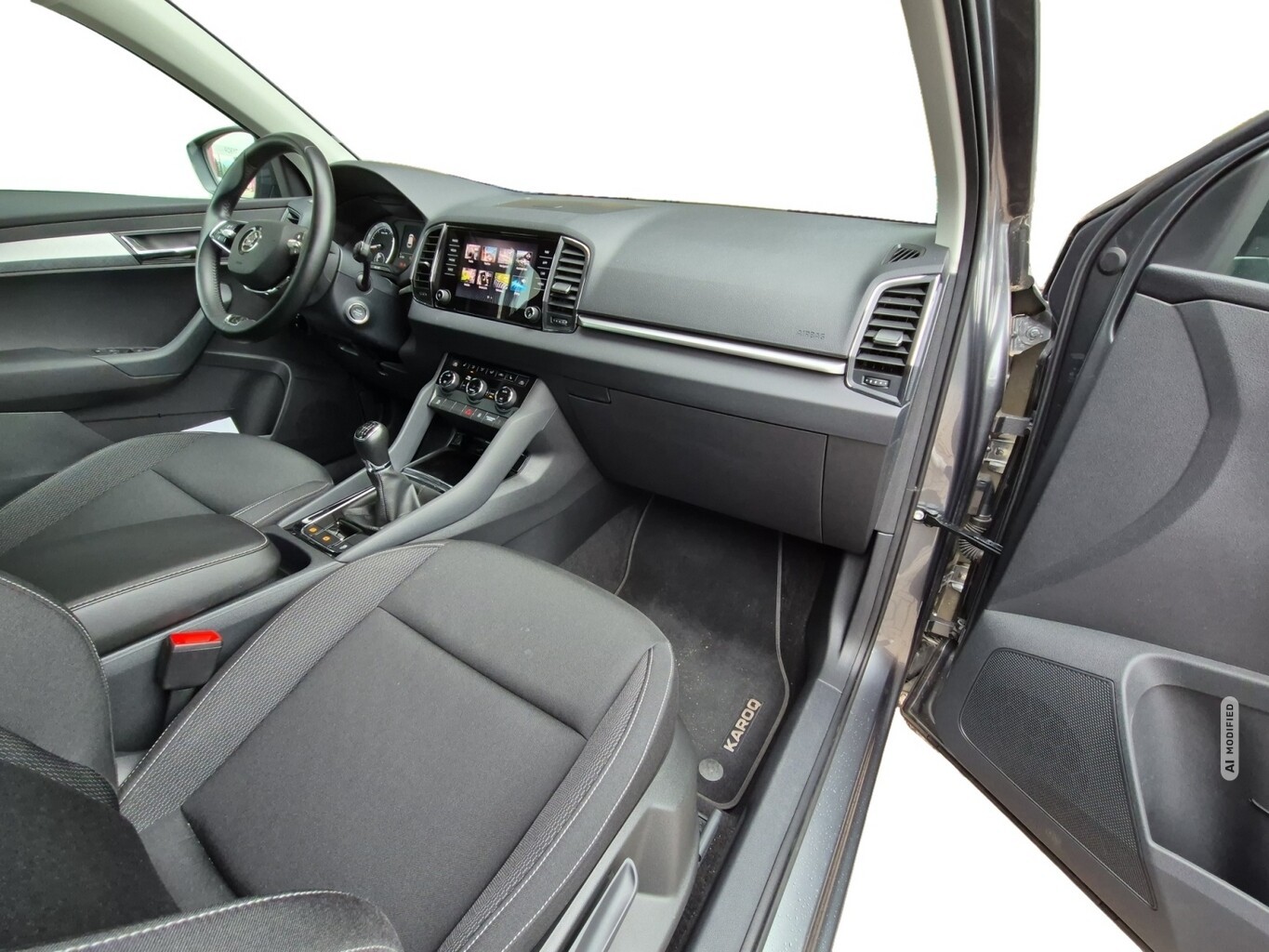 Skoda Karoq 1.0 TSI 110 Ambition LED AHK Kam WinterP