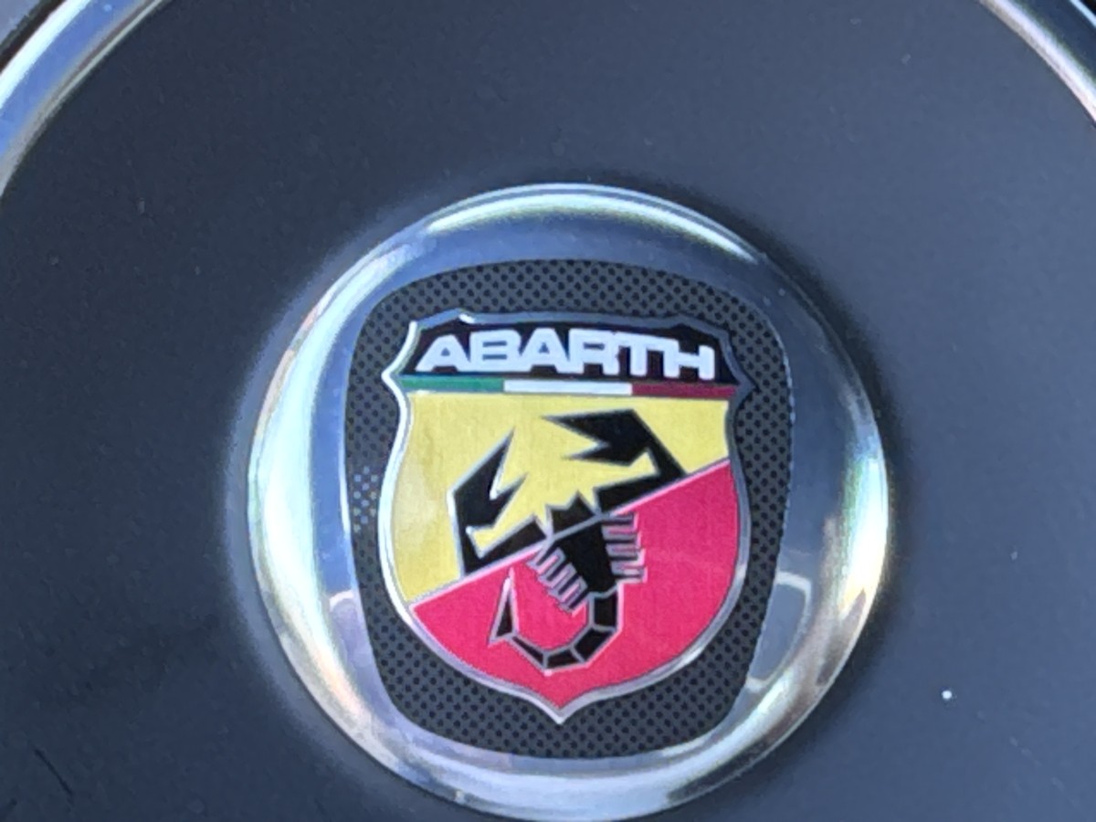 Abarth 595 1.4 T-Jet 16V *24 Monate Garantie*