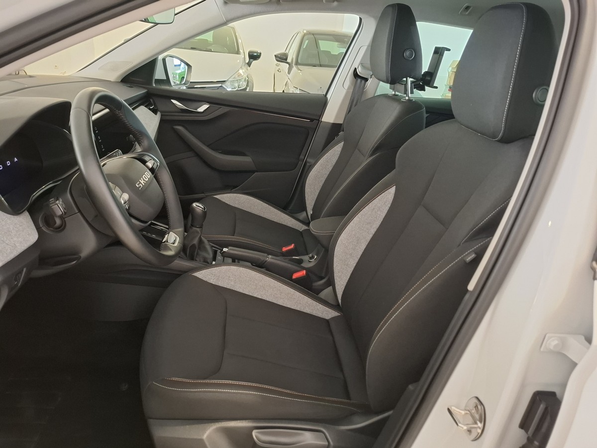 Skoda Scala 1.0 TSI AHK SHZ 5 Jahre Garantie