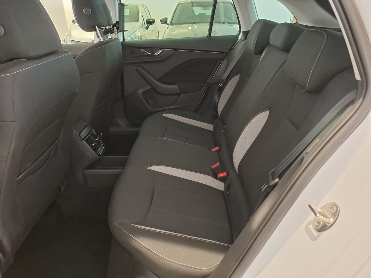 Skoda Scala 1.0 TSI AHK SHZ 5 Jahre Garantie