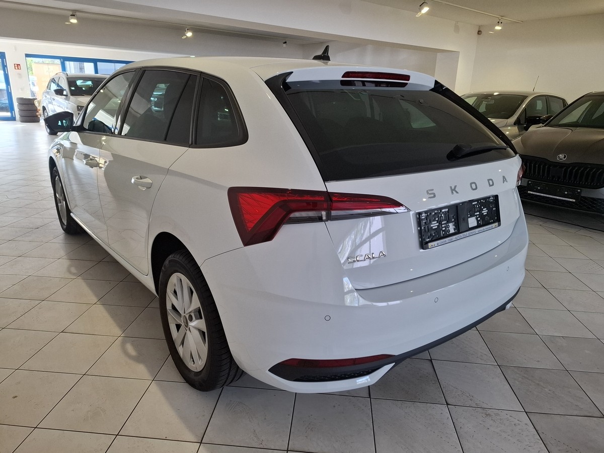 Skoda Scala 1.0 TSI AHK SHZ 5 Jahre Garantie