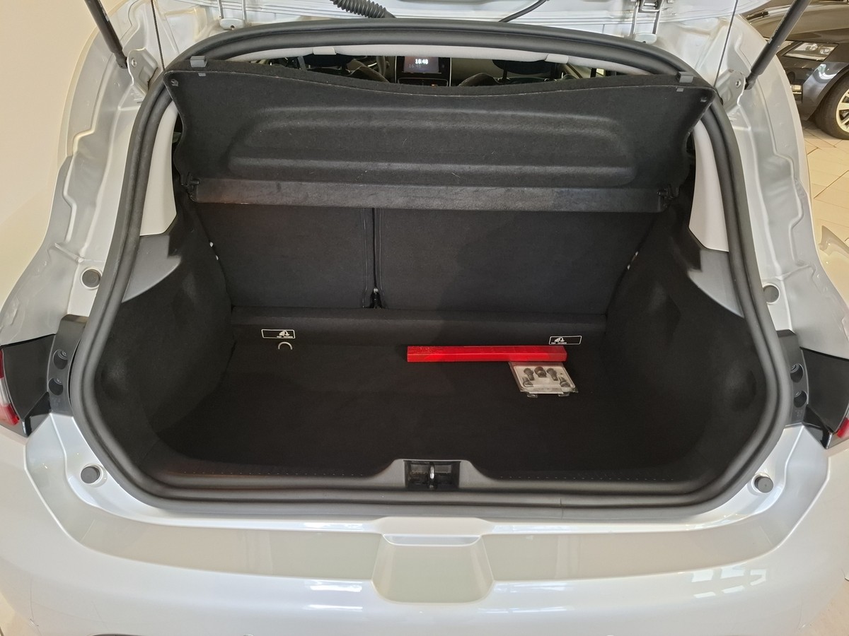 Renault Clio Limited PDC Navi Keyless