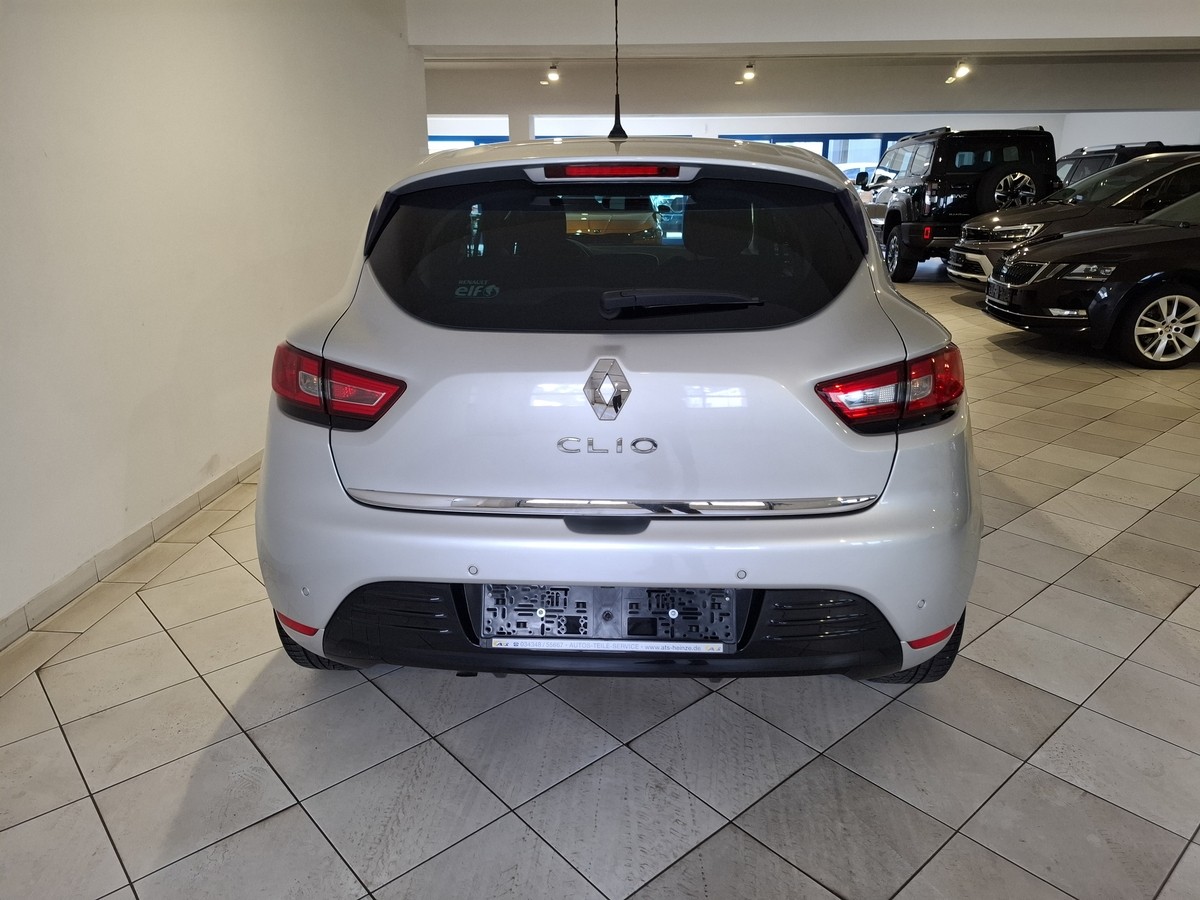 Renault Clio Limited PDC Navi Keyless