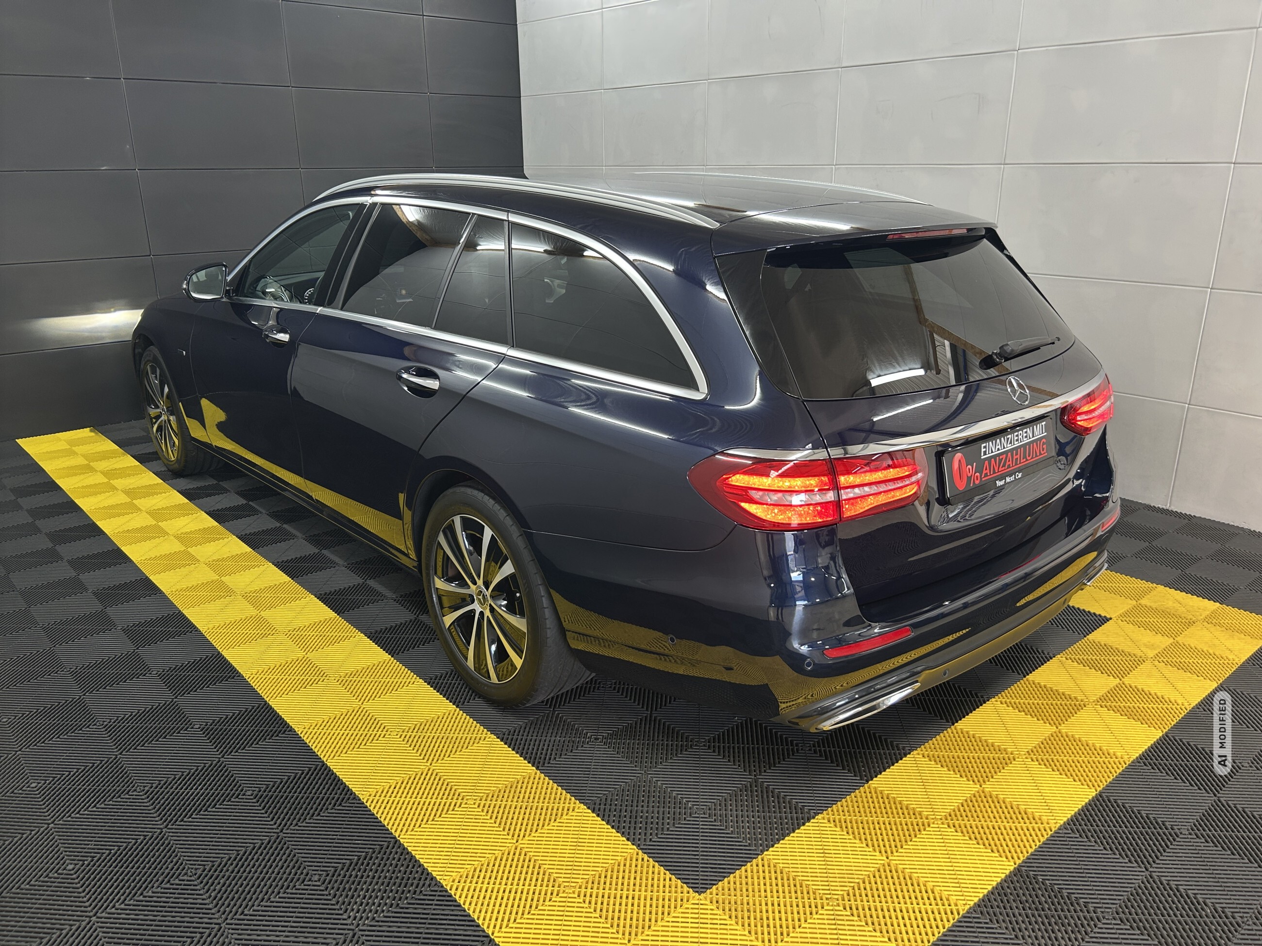 Mercedes-Benz E 300 de+ACC+Pano+Ambiente+Kam+Keyless+Digital