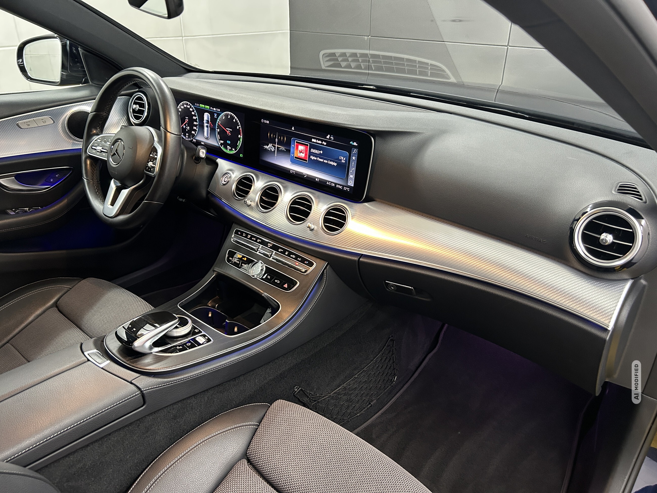 Mercedes-Benz E 300 de+ACC+Pano+Ambiente+Kam+Keyless+Digital