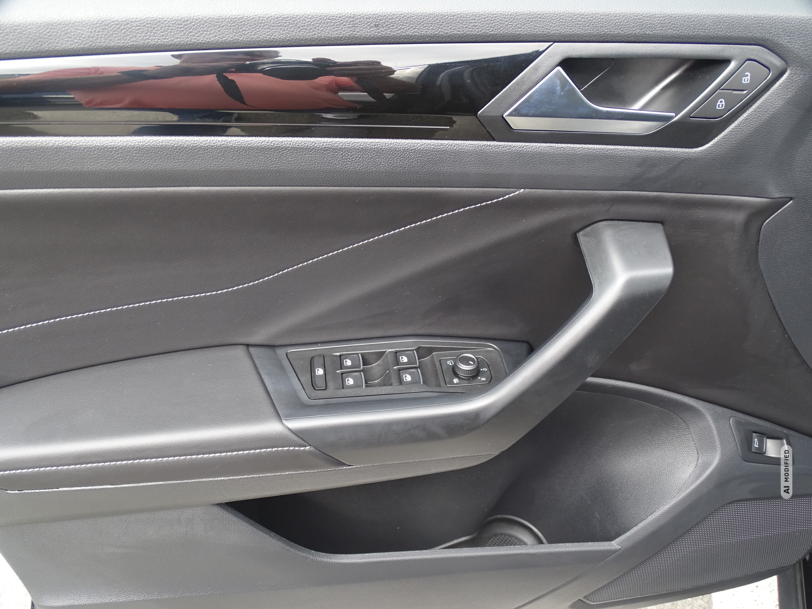 Volkswagen T-Roc 1.5 R-Line*DSG*RFK*CARPLAY*SHZG*SHZG*LED*