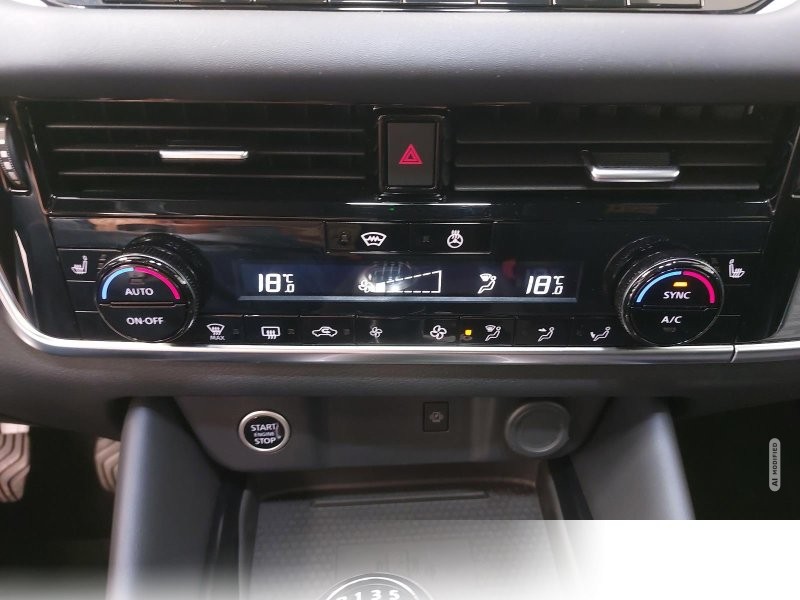 Nissan Qashqai 1,3 DIG-T MHEV TEKNA DESIGN BOSE AHK