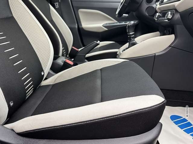 Nissan Micra Tekna 