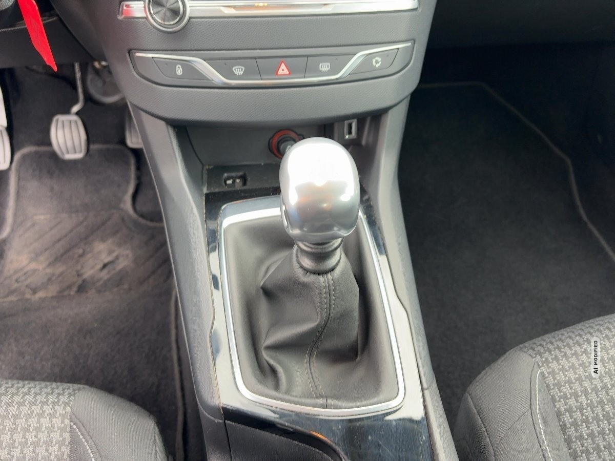 Peugeot 308 1.2 e-THP/PureTech 130 (GPF) Active SHZ,PDC