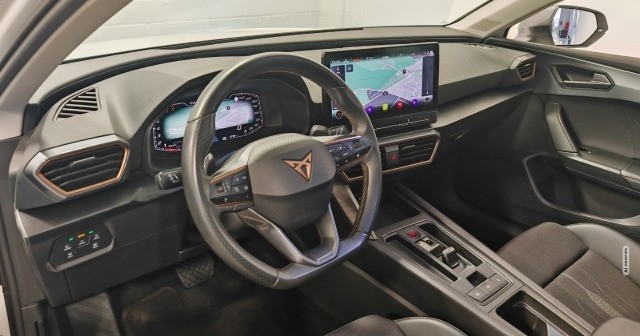 Cupra Leon Sportstourer 2.0 TSI MTRX ACC Pano CarPlay