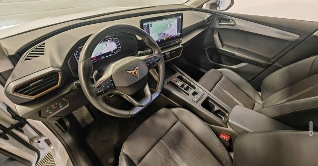 Cupra Leon Sportstourer 2.0 TSI MTRX ACC Pano CarPlay