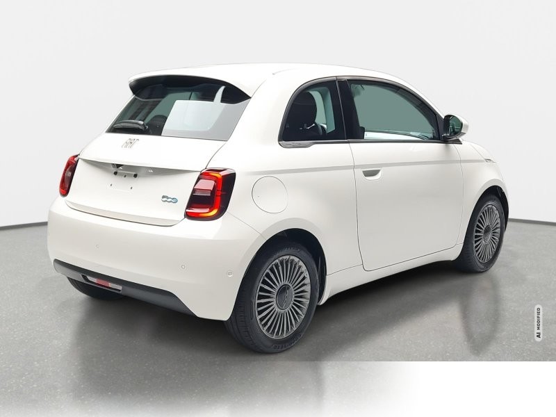 Fiat 500 ELEKTRO 42 KWH KOMFORT PAKET 16 ZOLL LM FELGEN