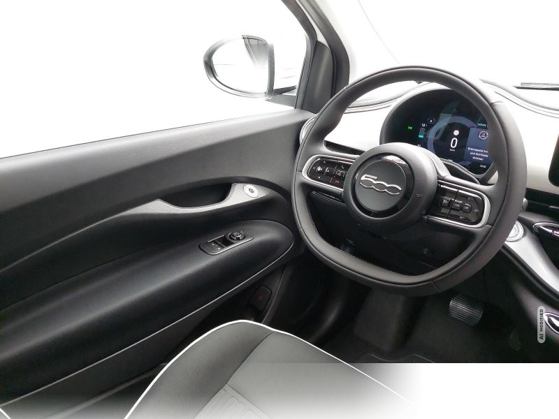 Fiat 500 ELEKTRO 42 KWH KOMFORT PAKET 16 ZOLL LM FELGEN