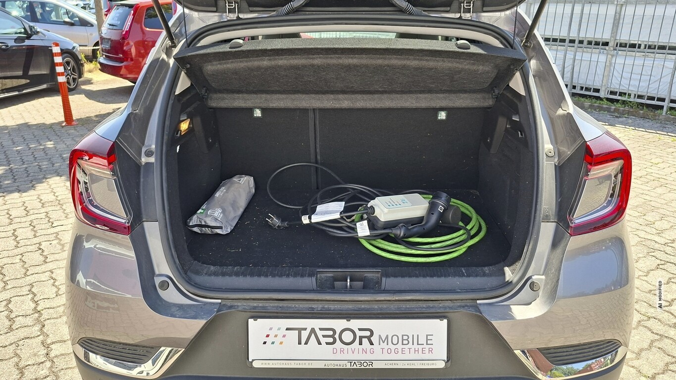 Renault Captur II 1.6 E-TECH Plug-in 160 Edition One ACC