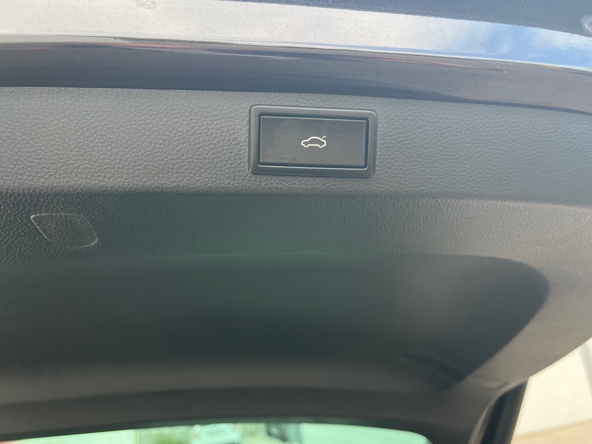 Skoda Karoq 2.0 TDI Style 4x4 NAVI LED AHK